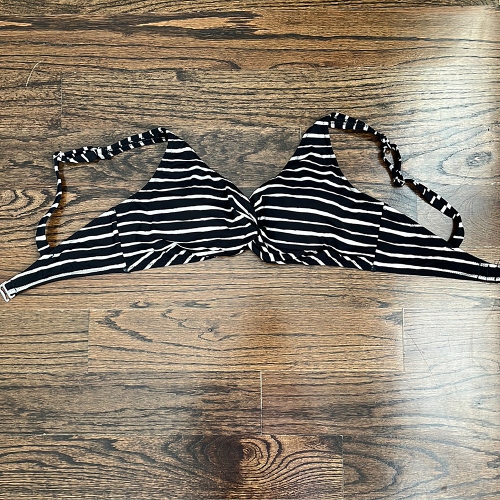 Garnet Hill Signature Bikini Top - Like New